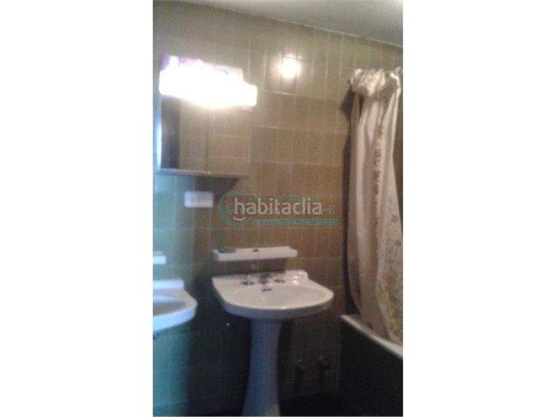 Foto eab21415-f942-43e9-b37e-5e92f21128b6. Appartamento con riscaldamento in Pobra de Trives (A)