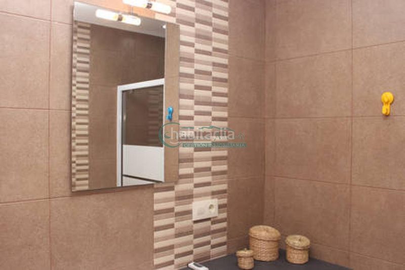Foto 82e3e162-a86e-4a1b-816b-f88714755a8e. Piso en Plaza España - Corte Inglés Vigo