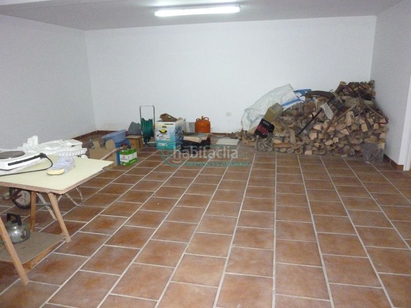 Foto 43c31204-3f31-4058-a4ee-1c47e8749922. Casa amb calefacció aparcament a Bembrive Vigo