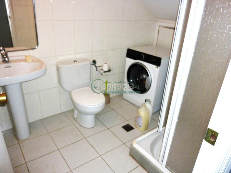 Foto 577b3c42-5ae3-462f-86af-4545fcf483c2. Casa amb calefacció aparcament a Bembrive Vigo