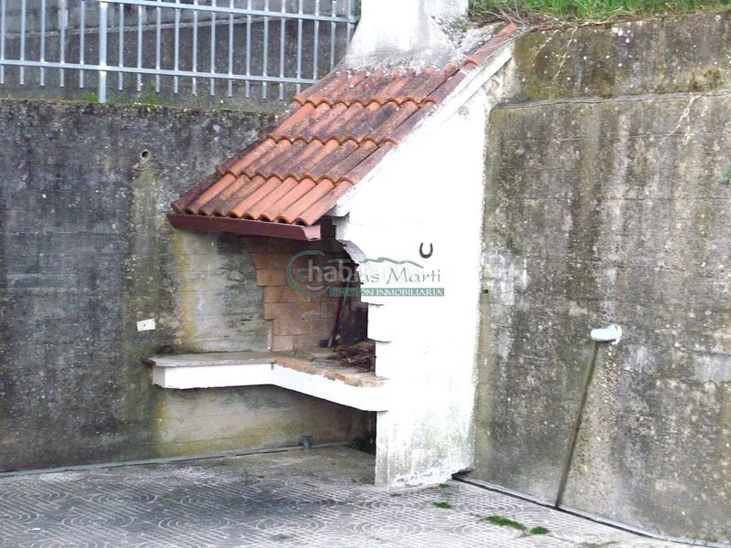 Foto dc6dc00b-38ac-4439-b893-a26fe1b92ea6. Casa amb calefacció aparcament a Bembrive Vigo