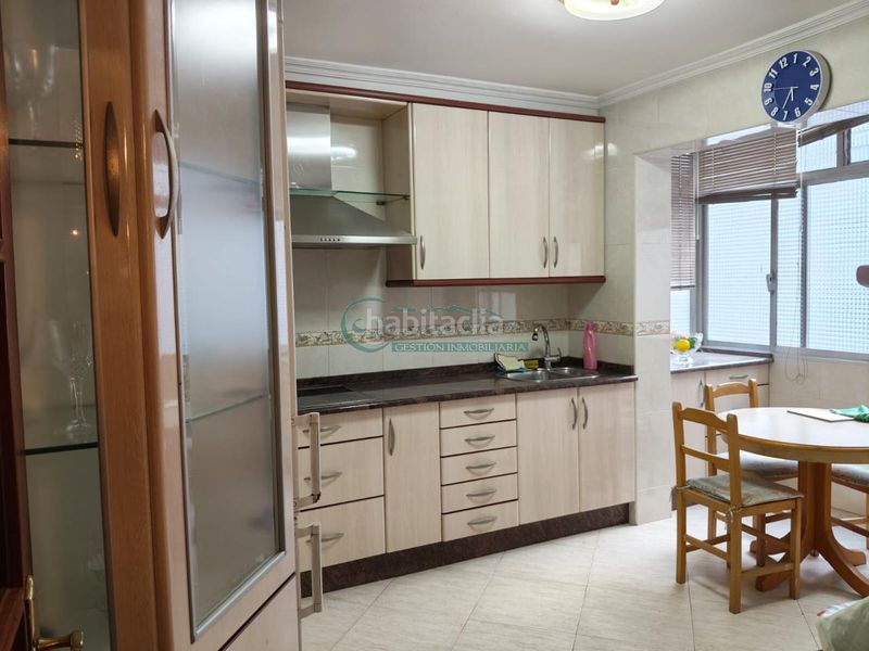 Foto 0f5f0579-8c78-4281-a7de-1bed869e64b7. Pis amb calefacció a Plaza España - Corte Inglés Vigo