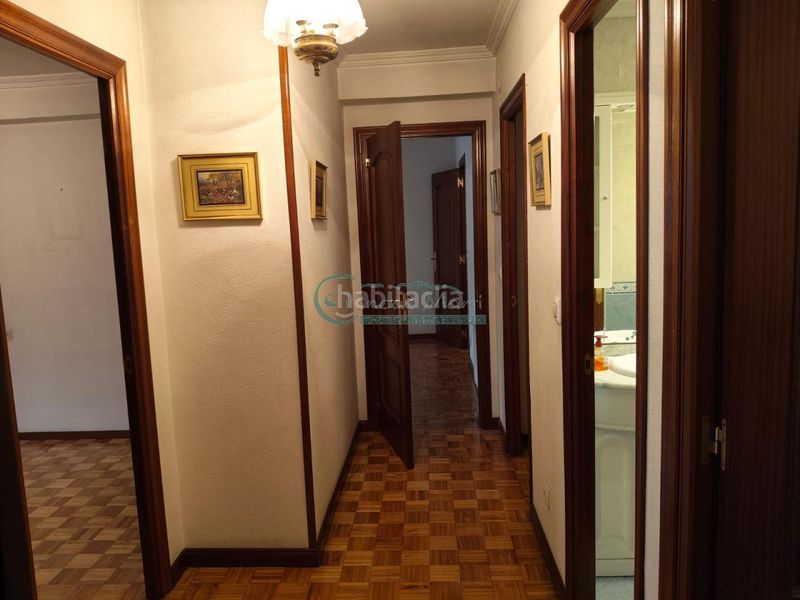 Foto 07c9e538-b4bb-475f-a918-79e8ed3fccda. Piso en Plaza España - Corte Inglés Vigo