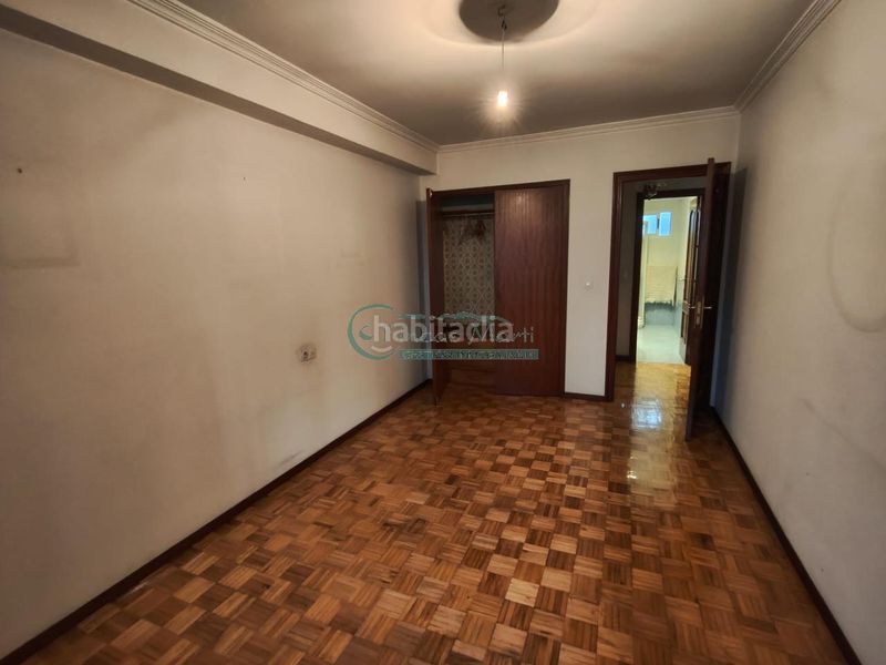 Foto 23ff9ad2-706f-45eb-9f92-f1d0a3815985. Piso en Plaza España - Corte Inglés Vigo