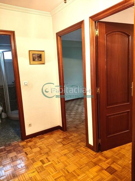 Foto 565f07a7-b993-49ab-b834-ae9e479dbf66. Piso en Plaza España - Corte Inglés Vigo