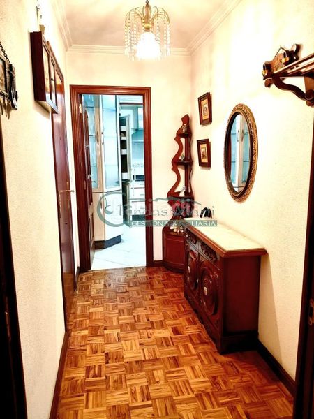 Foto 7f35c524-55d7-4e01-b6b1-ae7246622e25. Piso en Plaza España - Corte Inglés Vigo