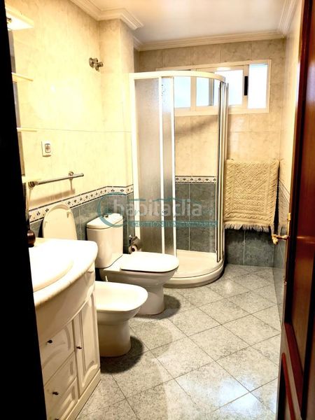 Foto cbc23097-ddb2-43e8-bb90-a46ae10efeae. Piso en Plaza España - Corte Inglés Vigo