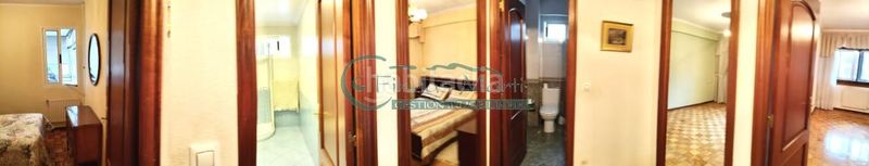 Foto d908c79c-bdad-4bbf-bd1b-f1d0ee6fb6ef. Piso en Plaza España - Corte Inglés Vigo