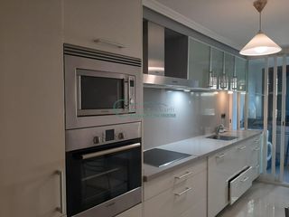 Flat in CASTRELOS