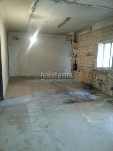 Foto e9bacca9-1d18-47e7-b9de-4cc270e48d61. Planta baixa amb calefacció a Plaza España - Corte Inglés Vigo