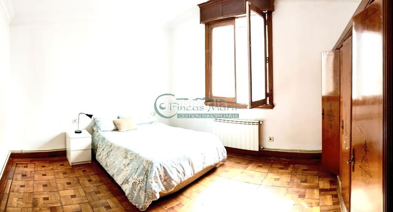 Foto dda60c85-eb62-4478-9aab-322257cd2d0d. Piso en Plaza España - Corte Inglés Vigo