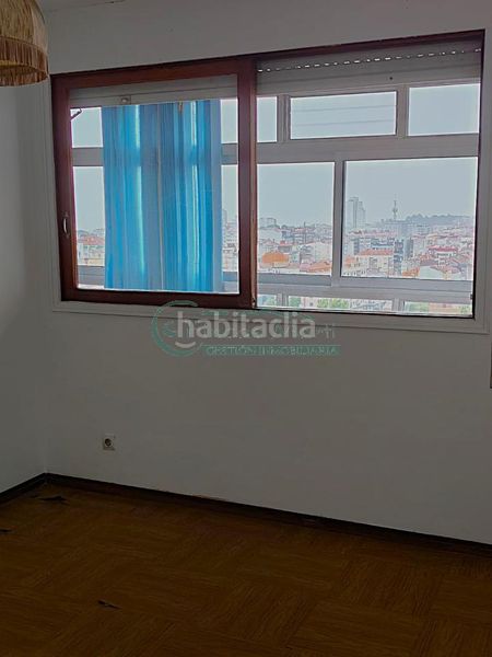 Foto a036afef-6d72-4b10-931e-fc8b08cea1d3. Piso en travesía de Vigo - san xoán Vigo