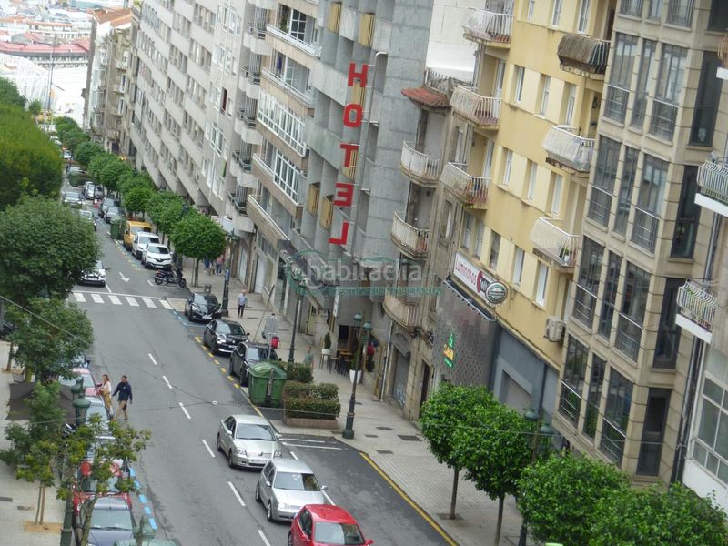 Foto 2bb1e8ae-bc96-4038-b9b5-85a64e7a7299. Pis amb calefacció a Plaza España - Corte Inglés Vigo