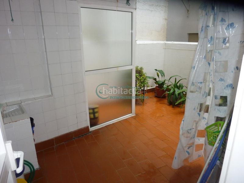 Foto 4149541d-fb26-4cbd-8854-74af5ec4f01d. Piso en Plaza España - Corte Inglés Vigo