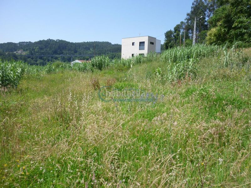 Foto eeda39f7-5e83-4a7f-84c8-a5d5d5e62110. Terreny residencial a Mos