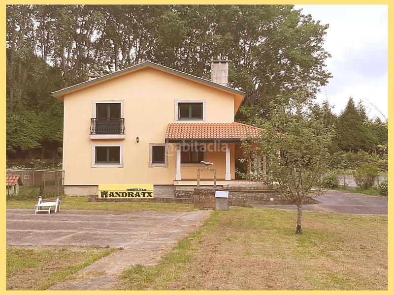 Foto ce5be921-a3b0-4e90-952f-bec375e81b3c. Casa amb calefacció aparcament a Ares