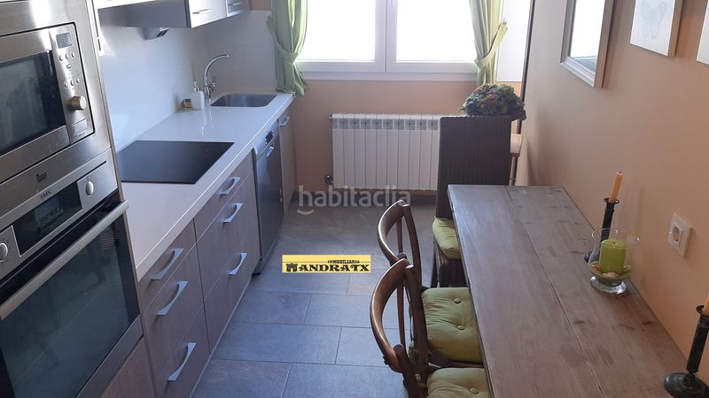 Foto 6e2eff14-d8a0-4238-8f4b-11a27c00e7a2. Rent flat with heating in Plaza de España Ferrol