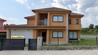 Casa a A Malata - Catabois - Ciudad Jardín. Casa bien situada