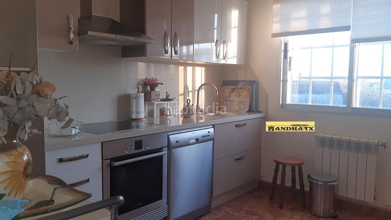 Foto 13de6705-f8f0-4bbf-944e-3f7ed9e6430c. Casa amb calefacció a A Malata - Catabois - Ciudad Jardín Ferrol