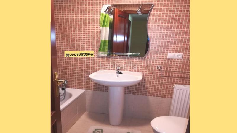 Foto ed8ea2d6-2129-45d2-bc98-0c2392acc8c8. Etagenwohnung in Alto del Castaño Narón