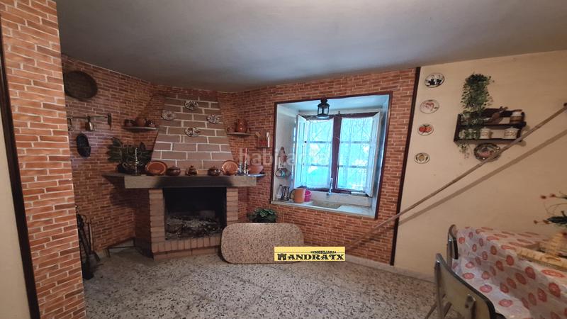 Foto b9bf29fc-4030-43c5-850a-a17b2a13a4d1. Casa  independiente en A Gándara Narón