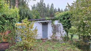 Residential Plot in Área Rural. Terreno con bodega