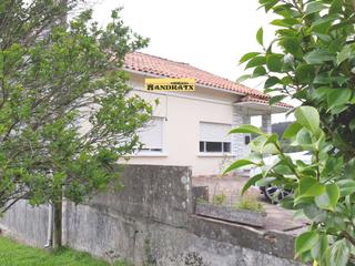 Maison à Neda. Casa de campo