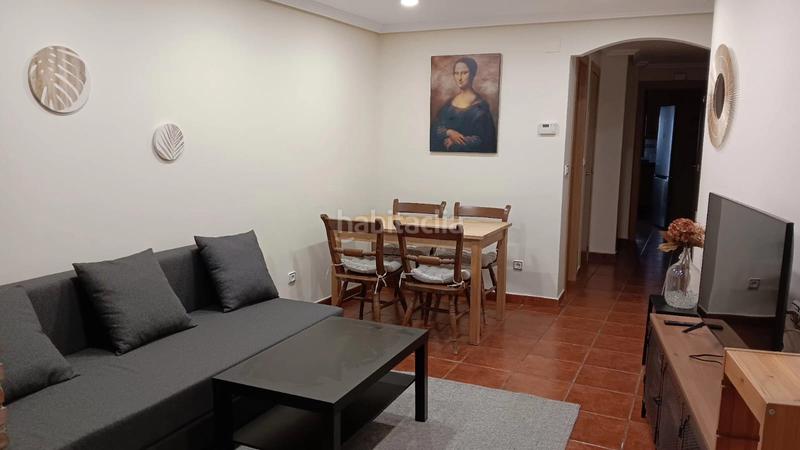 Foto c56127bd-9660-4539-b0a5-7f6a5e8947f2. Casa pareada casa situada en casco histórico con patio en Almansa
