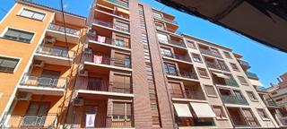 Pis  Calle rambla de la mancha. Piso muy céntrico con balcón y garaje