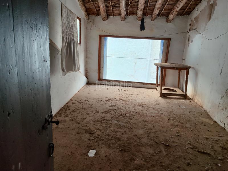 Foto e844f139-66db-486d-96a7-d85f771b4a5a. Casa aparellada a plaza mayor 19 a Ayora