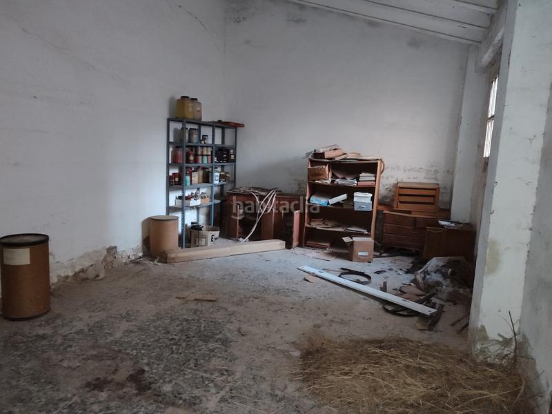 Foto a860894c-ed3a-400a-8dfd-59878a8cfdcf. Terreno residencial solar al lado del sup 1 de 250 metros cuadrados en Almansa