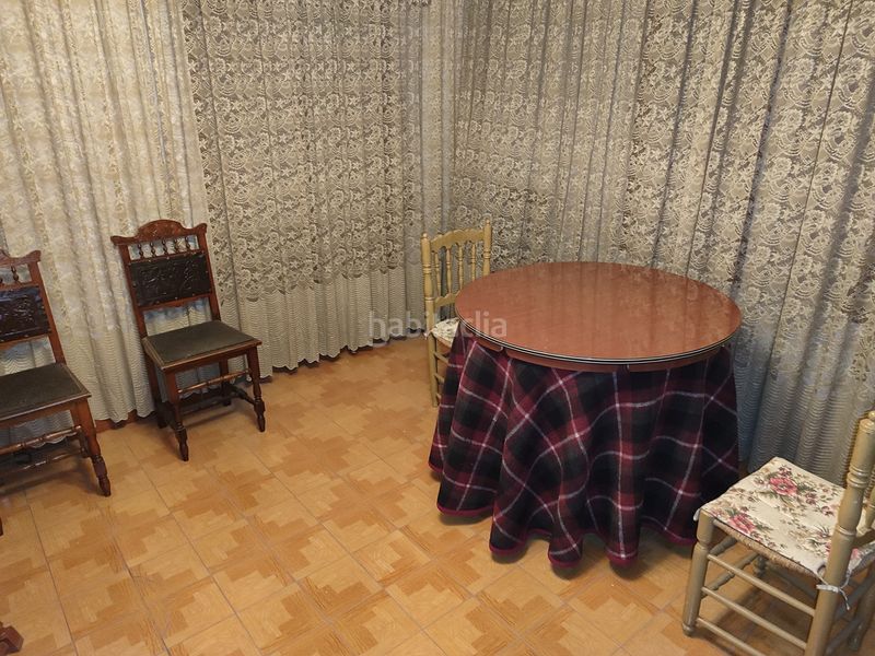 Foto 814de45e-887c-4c17-926c-2cf9e118426b. Casa adossada a Almansa