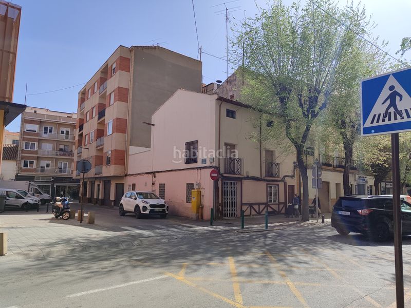 Foto 869cc34d-dcce-43c9-9162-7f1d91d7dbc2. Casa adossada a Almansa