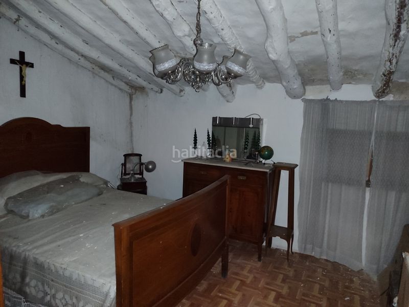 Foto a42ee17a-ac61-4967-8f39-e1d93b550fe9. Casa adossada a Almansa