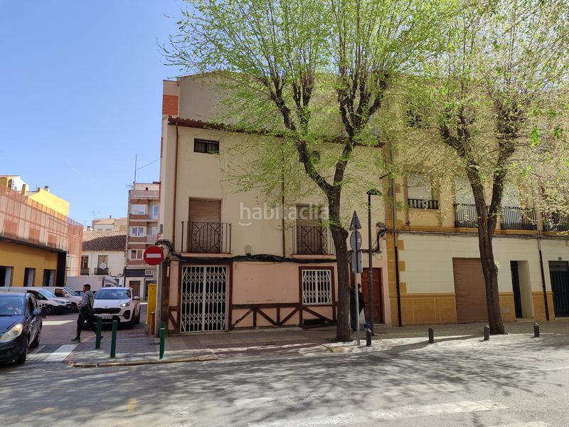 Foto afb4070e-a4ef-4eb5-9e0c-a2aa60a39af2. Casa adossada a Almansa