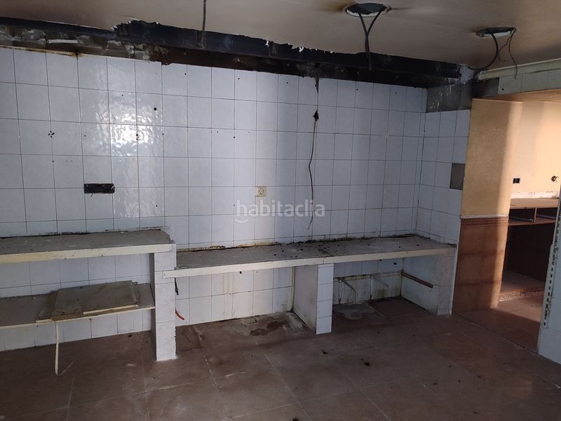 Foto ee98ed8d-6031-4888-a025-7a2cd2d03e9b. Casa adossada a Almansa