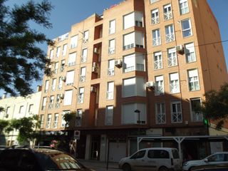 Appartement  Calle corredera. Piso muy céntrico, en perfecto estado con garaje