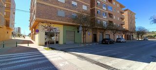 Locale commerciale  Calle blasco ibáñez. Local comercial en explotación con licencia en vigor.