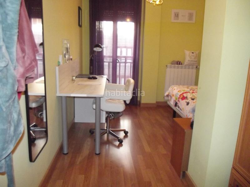 Foto a2609039-bc61-48ef-a7e2-f0329ad8f440. Piso en Almansa