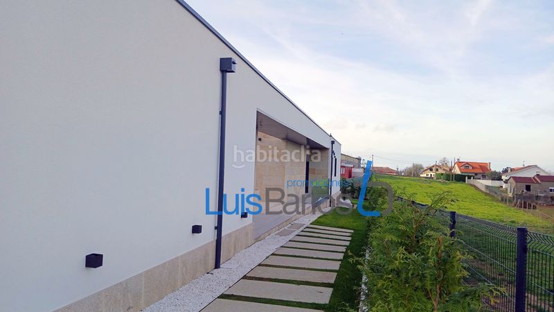 Foto c1f61327-1153-4e2e-b2c6-13d1d8f93eea. Xalet amb xemeneia calefacció aparcament piscina a Baiona
