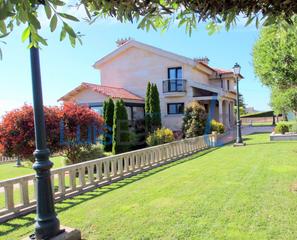 Chalet in Camino cacheiro 12. Vivienda en nigrán