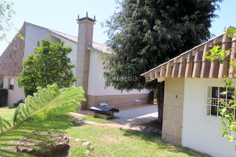 Foto cc4d3e77-7002-4ba8-bbd8-a6929dc05cec. Alquiler casa alquilo chalet en sayanes con piscina. vistas al mar, monteferro - bayona. casa cómoda y en buenas condiciones. finca ajardinada. en Vigo