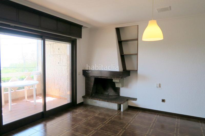 Foto d2649328-cf8d-4e2d-8978-de682ca9eb65. Alquiler casa alquilo chalet en sayanes con piscina. vistas al mar, monteferro - bayona. casa cómoda y en buenas condiciones. finca ajardinada. en Vigo