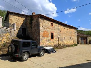 Casa  Bajodevilla