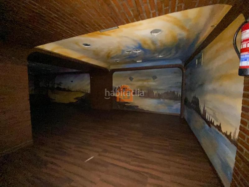 Foto b84b15fe-a9df-4033-8c35-9c32f4d7357c. Local comercial amb calefacció a Centro Ciudad León