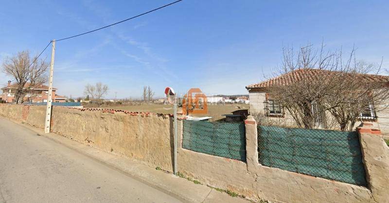 Foto a19a392c-8ae4-4e95-998d-6f0d7a4dbb8f. Terreno residencial en Villaquilambre