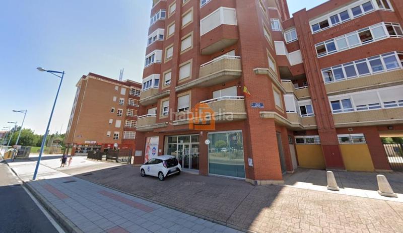 Foto 2776f1f2-87f6-4e97-8633-12fc0ededfb6. Local comercial amb calefacció a El Soto León