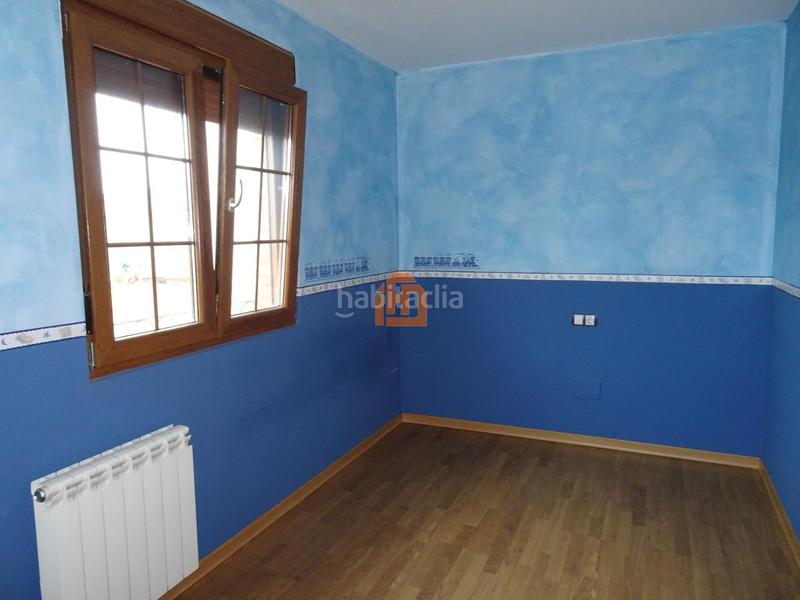 Foto 2155b59e-f539-473d-a93c-0e6e469f84b8. Casa con riscaldamento parcheggio in Puente Castro León