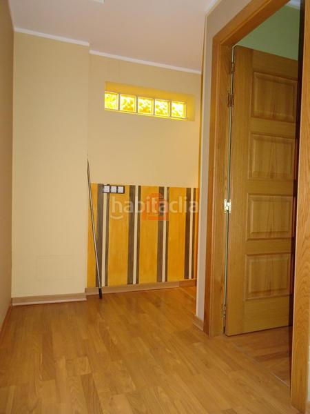 Foto b958efd6-3a77-4fd1-bb33-a671752576df. Casa con riscaldamento parcheggio in Puente Castro León