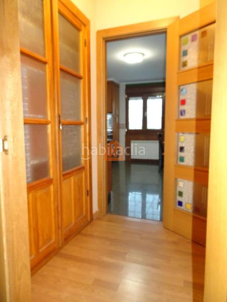 Foto fefd354d-d52d-4b1b-b27d-d8b3920cb727. Casa con riscaldamento parcheggio in Puente Castro León